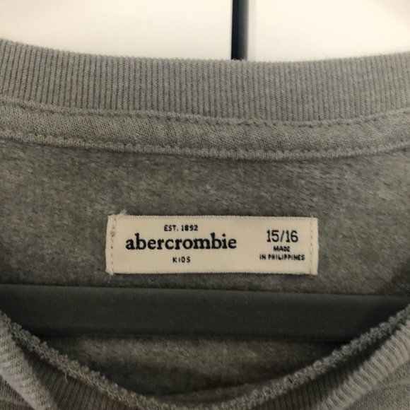 Mickey Mouse pullover sweatshirt - Picture 3 of 4